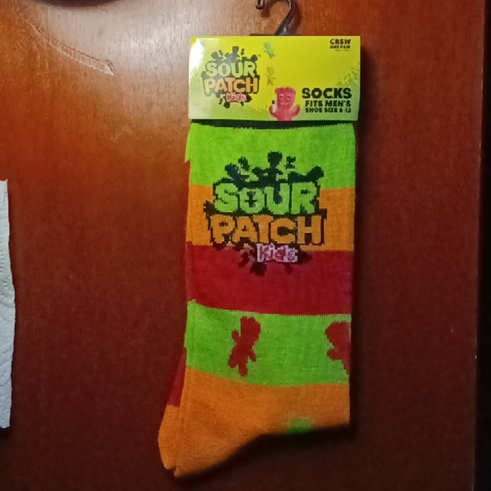 💥💥 DROPPED PRICE ON SOUR PATCH KID SOCKS UNISEX 💥💥🆕🆕🆕